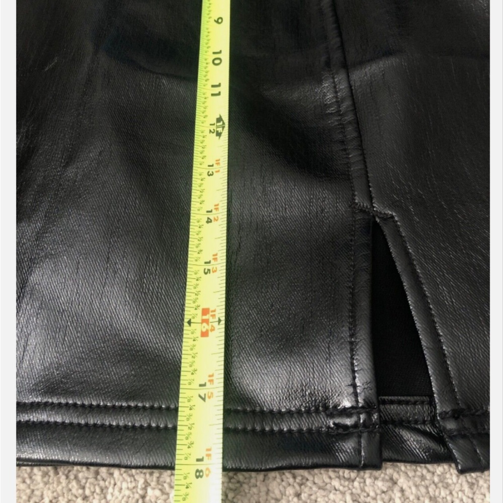 Free People Mini Skirt Black Shiny Coated Denim Size 8 Holding Onto‎ A Dream - Picture 7 of 12